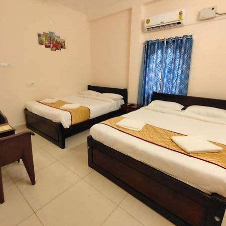 Township Residency Inn Puduccseri Kültér fotó