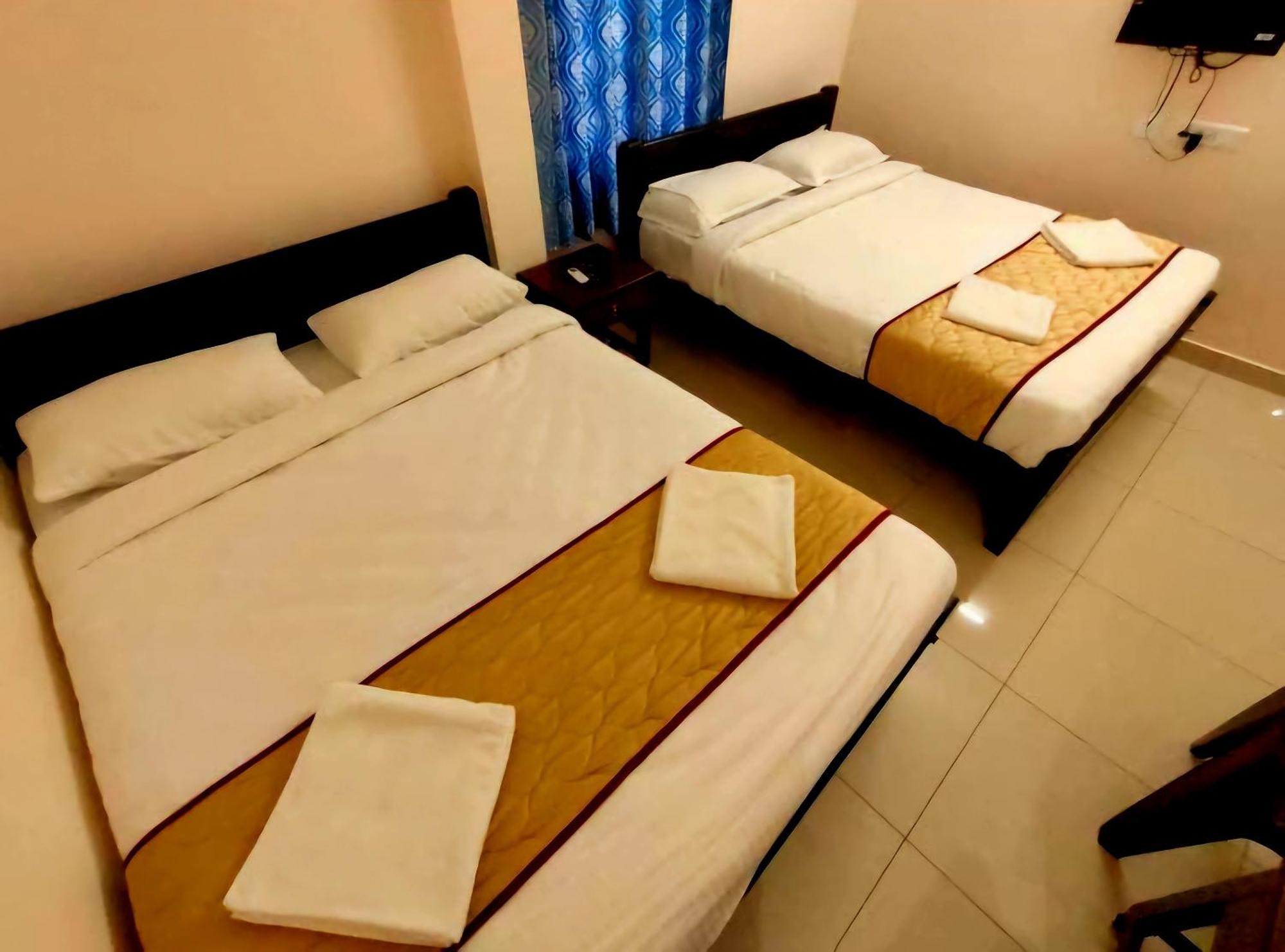 Township Residency Inn Puduccseri Kültér fotó