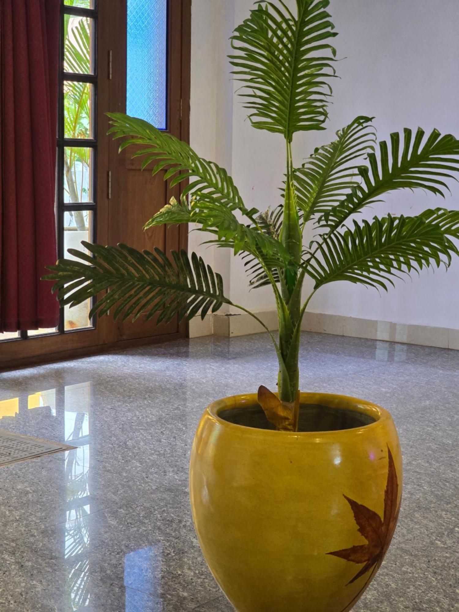Township Residency Inn Puduccseri Kültér fotó